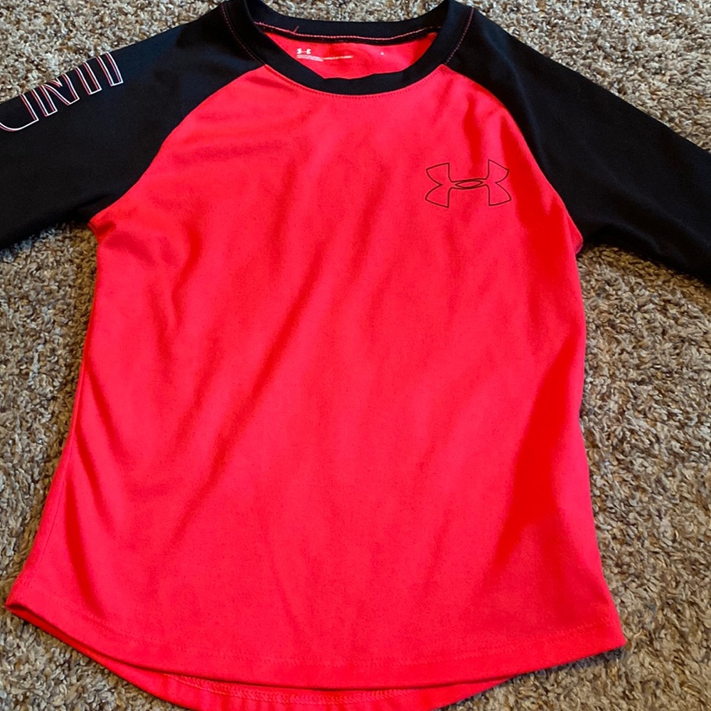 Under armour top